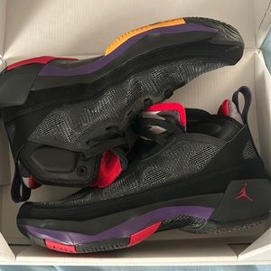 Air Jordan XXXVII (GS)